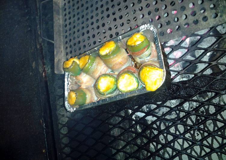 Simple Way to Prepare Quick Grilled Cheesy Stuffed Jalapeno Peppers
