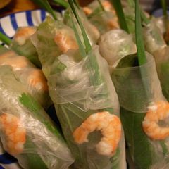 A picture of Vietnamese Fresh Spring Rolls with Peanut Sauce.