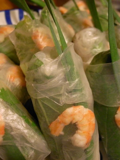 A picture of Vietnamese Fresh Spring Rolls with Peanut Sauce.
