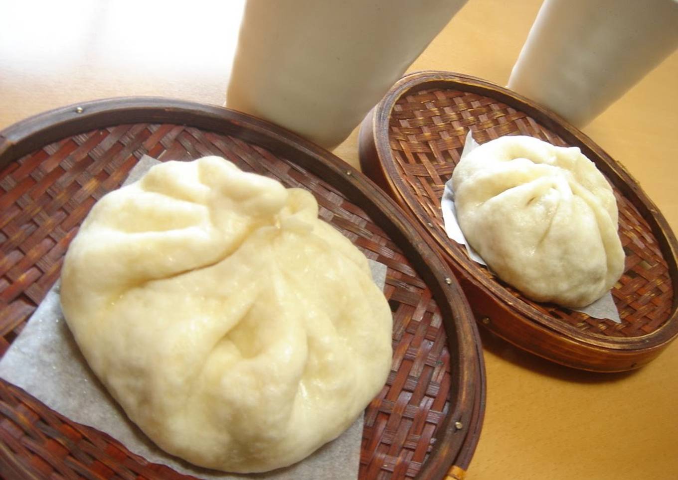 Juicy Nikuman (Steamed Pork Buns)