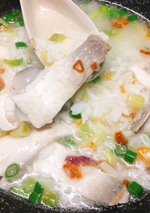 虱目魚肚粥 的食譜成品照片