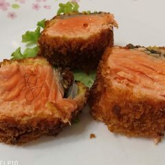A picture of Salmon Katsu.