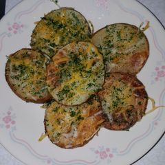 Crispy Cheesy Potatoe Bites A picture of Crispy Cheesy Potatoe Bites.