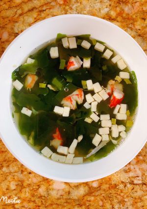 Hình của món Canh rong biển tôm tươi, đậu hủ non.