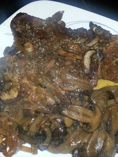 A picture of Peppercorn,Mushroom and onion Chuck roast.
