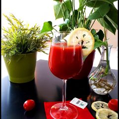 A picture of Tomato juice.
