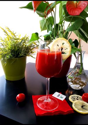A picture of Tomato juice.