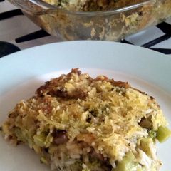A picture of Vickys Broccoli, Mushroom & Rice Casserole, GF DF EF SF NF.