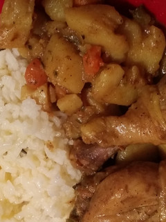 A picture of Curry chicken.