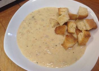 Easiest Way to Recipe Appetizing Roasted Cauliflower Soup