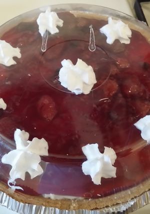 A picture of No bake cheescake.