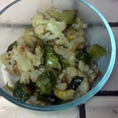 A picture of Roasted Cauliflower/Brussel Sprouts.