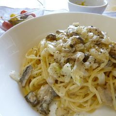 A picture of Mushroom Cream Pasta.