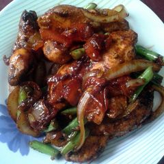 A picture of Honey chicken boneless.