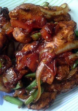 A picture of Honey chicken boneless.