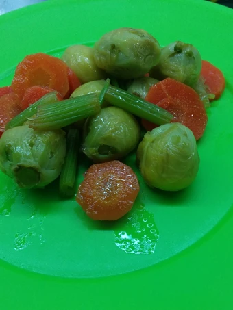 Easy Steps to Make Recipes Brussels sprouts salad the So Delicious Perfect.