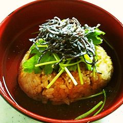 Easy Rice Ball Ochazuke (Rice Porridge) with Shio-Kombu A picture of Easy Rice Ball Ochazuke (Rice Porridge) with Shio-Kombu.