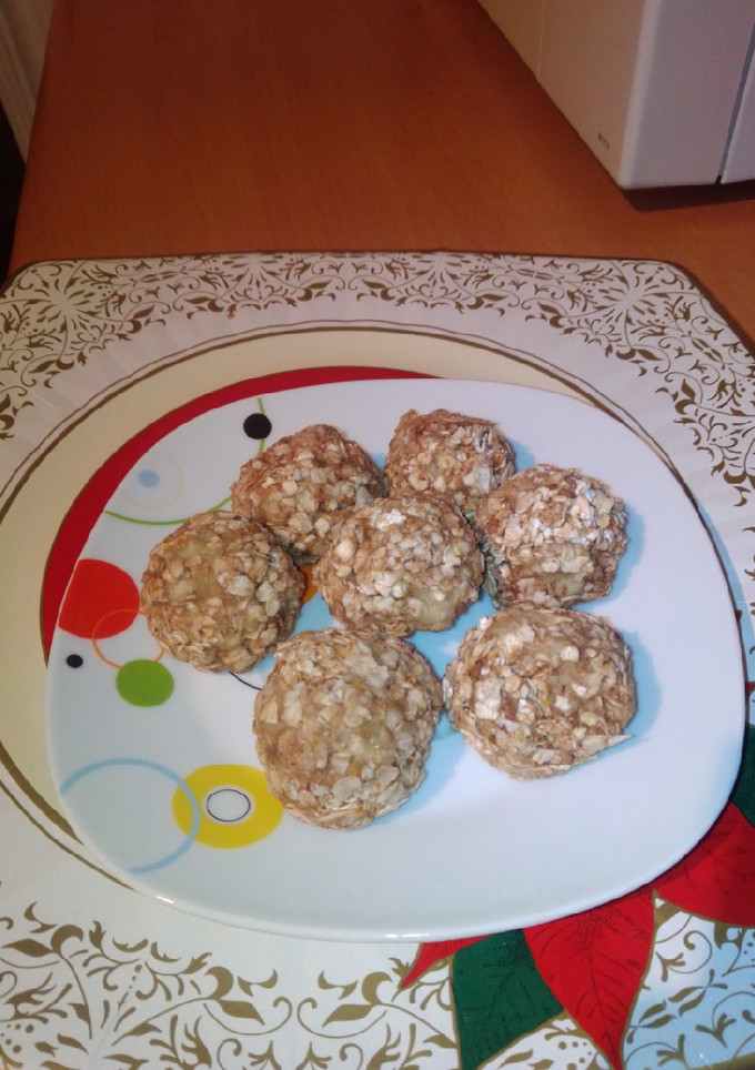 Una foto de Bolitas de avena y plátano al microondas
