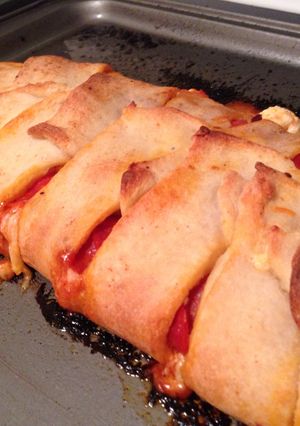 A picture of Cheesy Calzone Of Heaven.