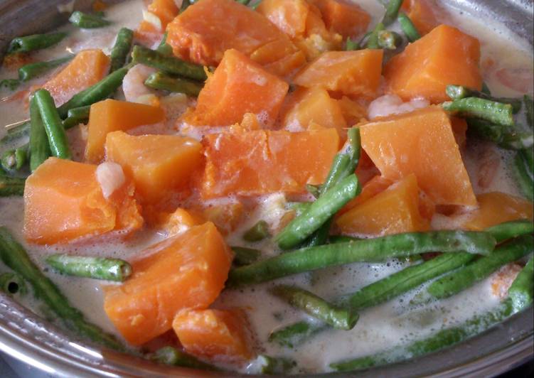 Recipe of Appetizing ginataang sitaw at kalabasa