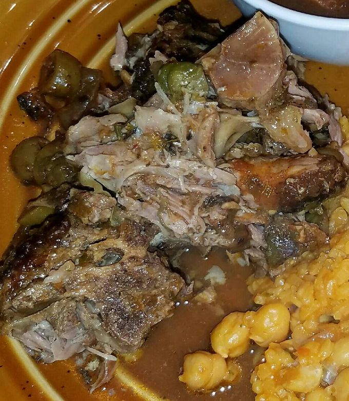 How Long to Cook Neck Bones in Slow Cooker: Perfect Tender Results