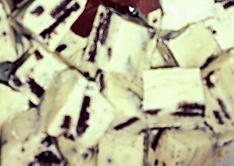 Easiest Way to Make Any-night-of-the-week Kayla&#39;s cookies and cream fugeeasy