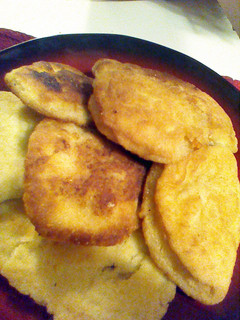 A picture of fried cornbread with cheese :-).