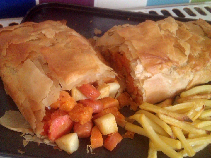 Recipe Vickys Roasted Vegetable Strudel, Gluten, Dairy, Egg & Soy-Free, Vegetarian Christmas Dinner the Delicious Makes you drool