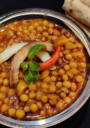 নিরামিষ ঘুগনি  (niramish ghugni recipe in bengali        ) রেসিপির প্রধান ছবি