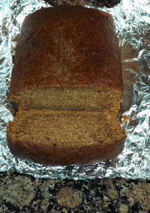 A picture of pumpkin bread.