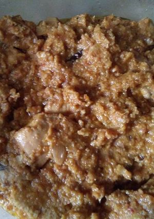 A picture of Chicken malai curry.
