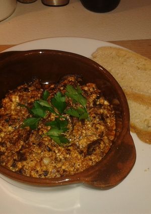 A picture of Liver with ricotta cheese.