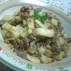 A picture of Ground Meat and Daikon Radish Spicy Stir Fry.