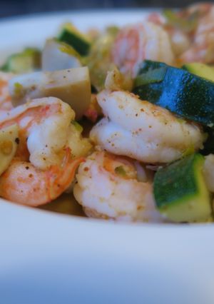 A picture of Spicy-shrimp with zucchini.