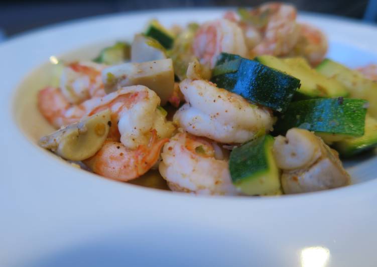 Simple Way to Make Perfect Spicy-shrimp with zucchini