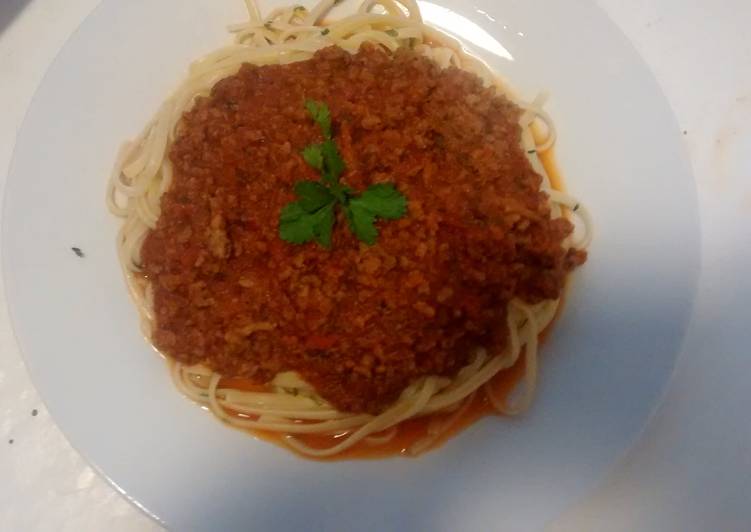 Linguine With Meat Sauce