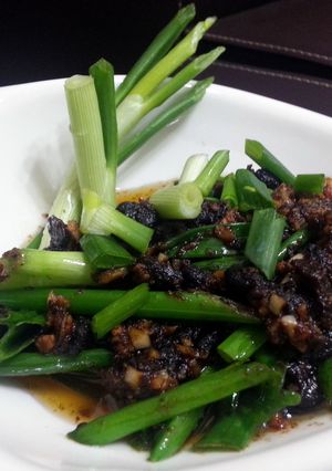 A picture of Garlic Black Bean Sauce.
