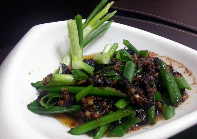 Steps to Make Award-winning Garlic Black Bean Sauce