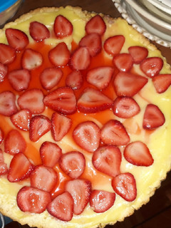 Una foto de Kuchen de Frutillas 🍓 y crema pastelera (instantánea)