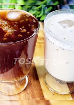 A picture of Gud ka Sharbat Jaggery Drink In Two Ways.