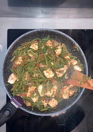 Une photo de Haricots verts à la tomate 🍅