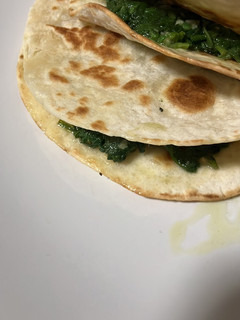 Una foto de Almuerzo a media mañana, costumbre valenciana. Hoy, fajitas!