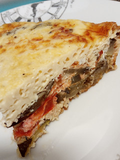 Una foto de Tortilla al horno con atún y verduras
