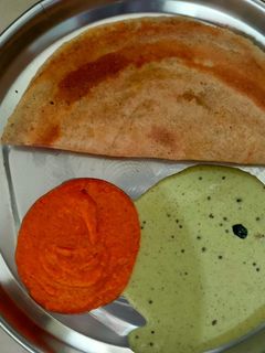 கம்பு தோசை(kambu dosai recipe in tamil) செய்முறை முக்கிய புகைப்படம்