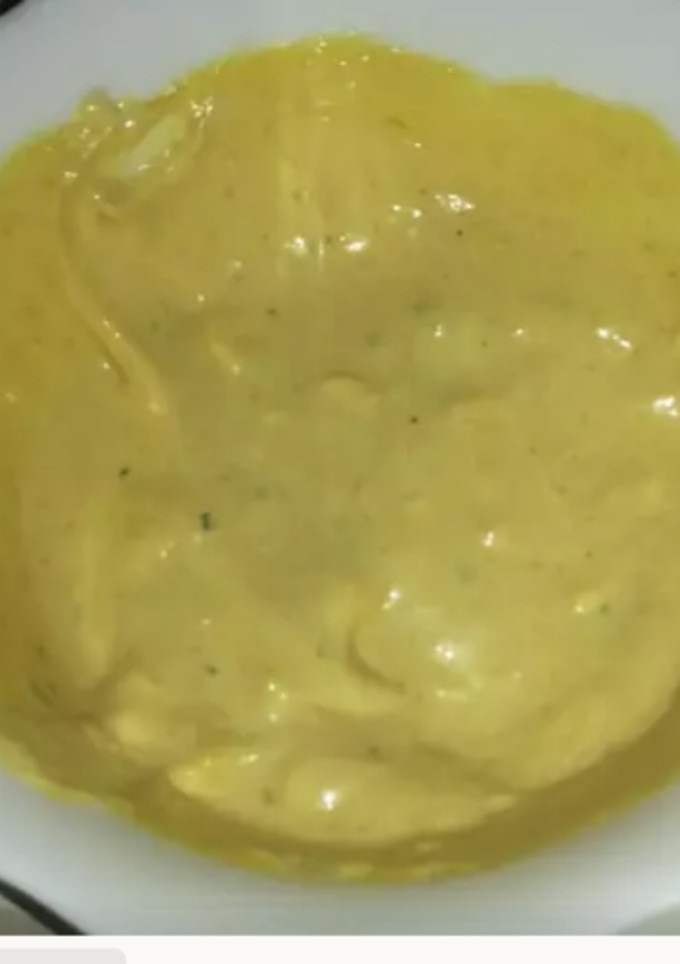 Una foto de Salsa bearnesa