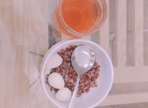 Hình của món [Giảm Cân ] Cơm gạo lứt + trứng cút luộc + nước gạo lứt.