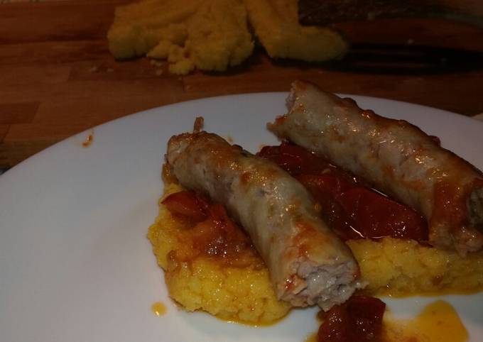 Come a Fai  Veloce Polenta salsiccia e pomodorini