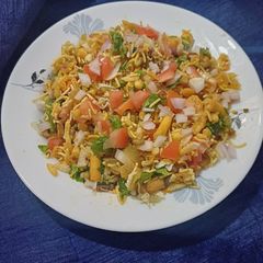 A picture of Instant street style matki bhujia bhel.