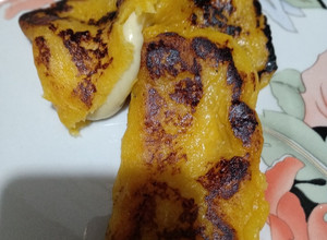 Una foto de Empanada de plátano maduro con queso