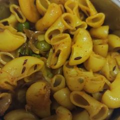 Yummy Macroni A picture of Yummy Macroni.